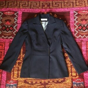 Tahari blazer‎